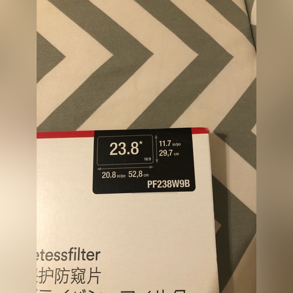 Computer Privacy Screen - Picture 3 of 6